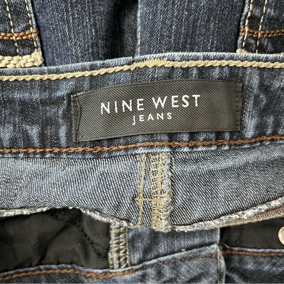 Nine West ladies Dark Blue Straight Leg Jeans size 8/28 - Picture 5 of 7